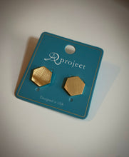 Load image into Gallery viewer, Matte Gold Studs