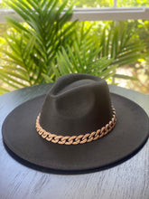 Load image into Gallery viewer, Panama Hat with Chain